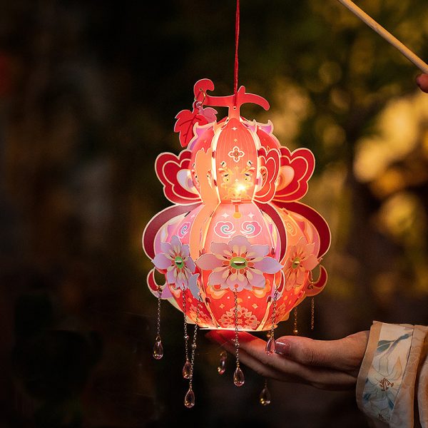 Hulu Palace Lantern - Image 3
